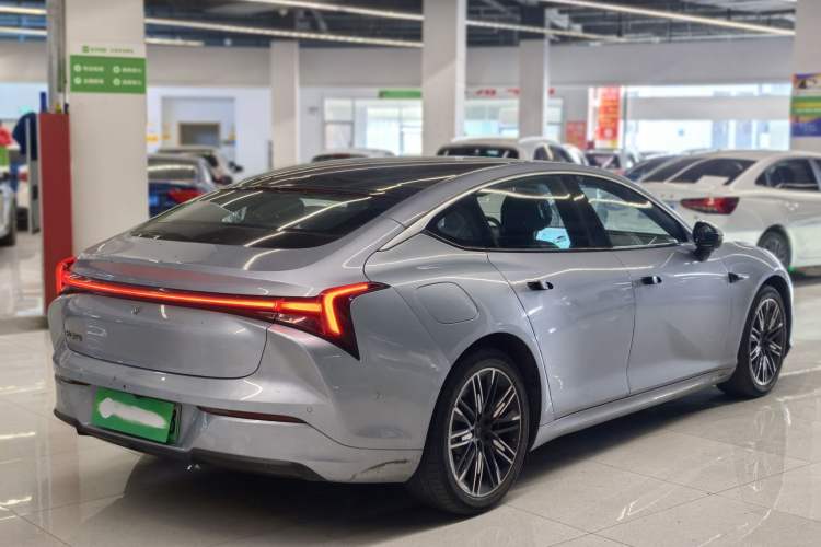 Used NETA S 2022 Extended-Range Version 1160 km Range Rear-Wheel Drive Mid-Grade
