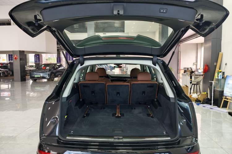 Used Audi Q7 2024 45 TFSI quattro S line Sport Edition
