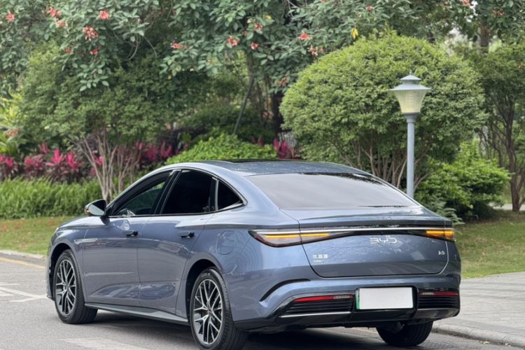 Used BYD Seal 2024 HONOR Edition DM-i 1.5L 121km Luxury Model Exterior 5