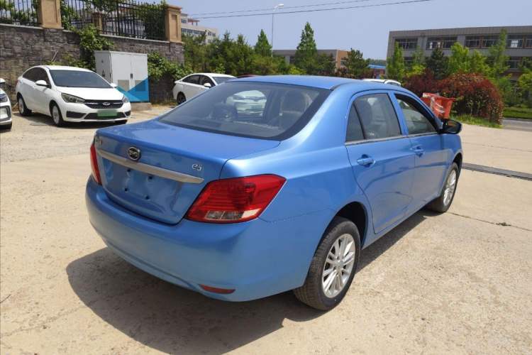 Used BYD e5 2018 Travel Edition