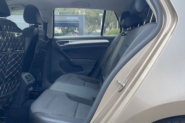 Used Volkswagen Golf 2020 Zhiai Edition 280TSI DSG Comfort Model Left Rear Seat