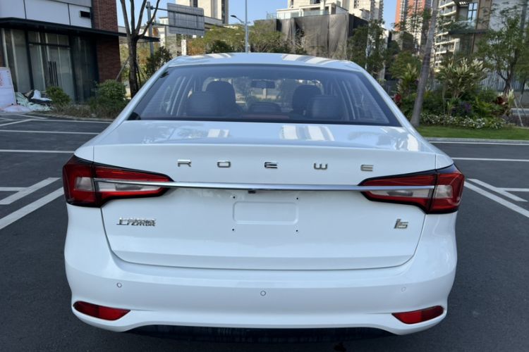 Used Roewe i5 2020 1.5L Automatic 4G Connect Luxury Flagship Edition Exterior 10