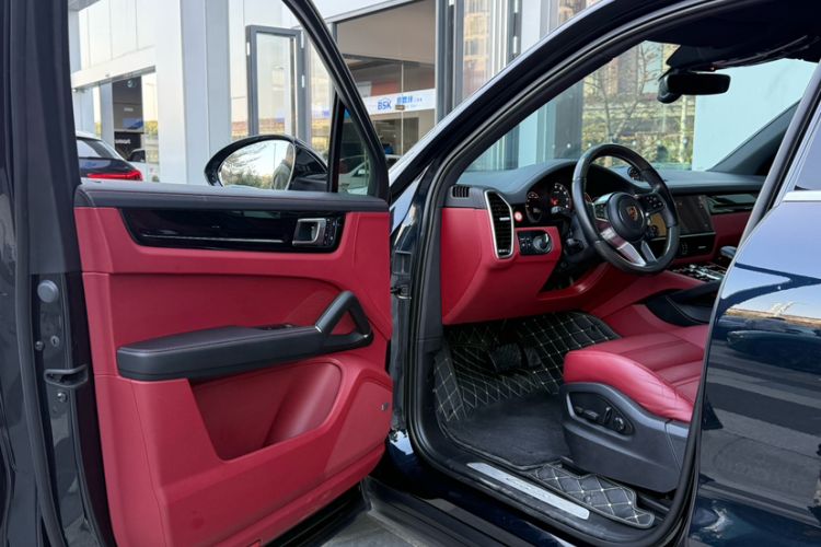 Used Porsche Cayenne 2022 Cayenne 3.0T Platinum Edition