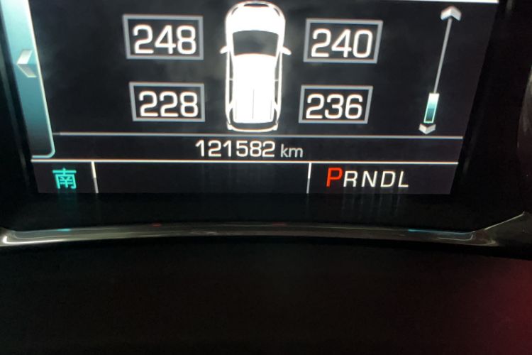 Used Chevrolet Equinox 2017 550T Automatic All-Wheel-Drive Top-Tier Version