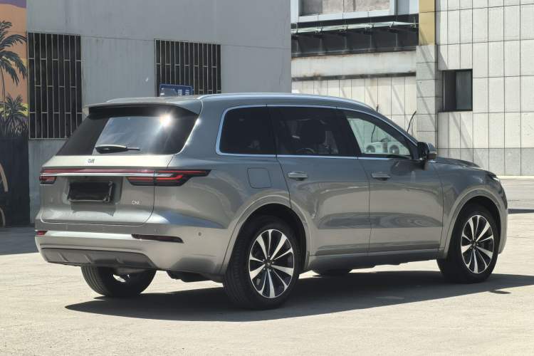 Used Li Auto ONE 2021 Extended-Range 6-Seater Version Exterior 3