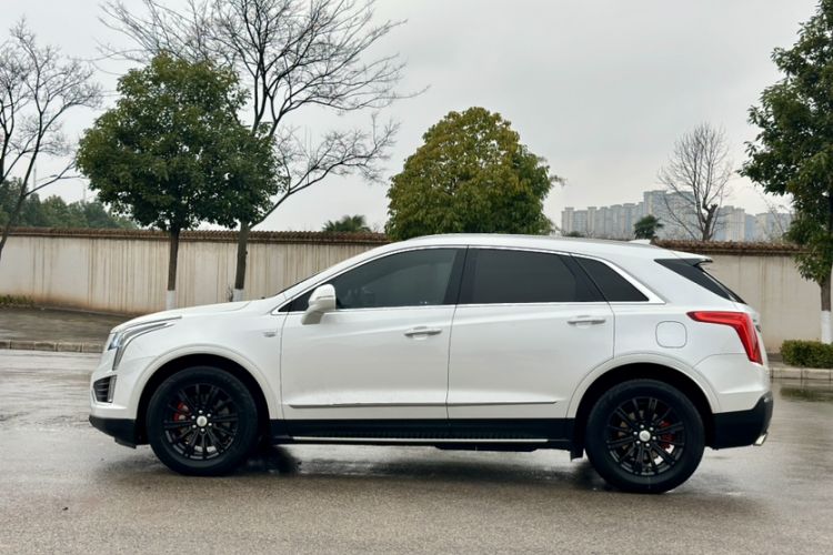 Used Cadillac XT5 2018 28E Four-Wheel Drive Tech Version