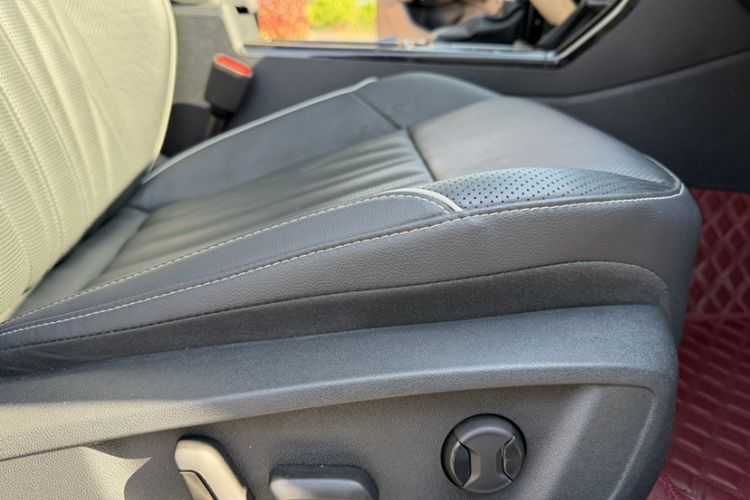 Used Volkswagen Passat 2023 Facelift 330TSI Luxury Edition