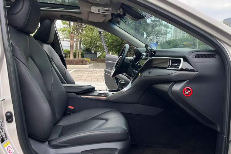 Used Toyota Camry 2018 2.5G Luxury Edition