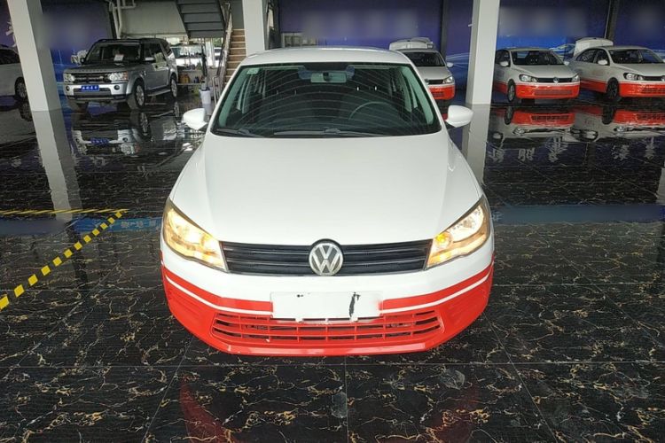 Used Volkswagen Jetta 2015 1.6L Automatic Fashion Model