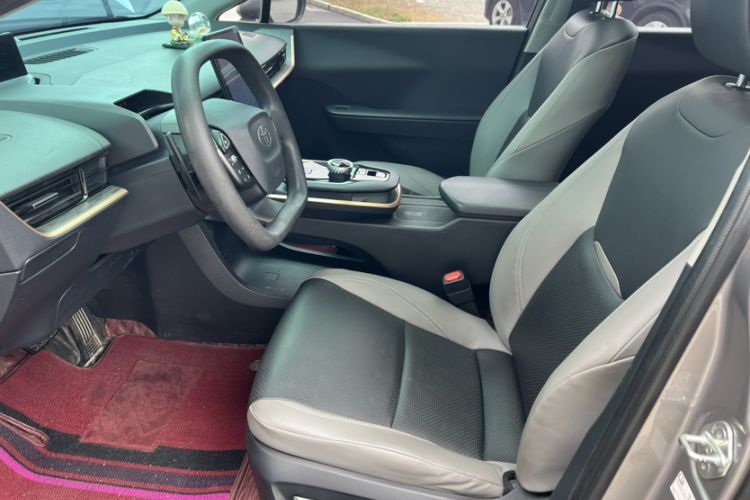 Used Toyota bZ3 2023 616 km Long-Range PRO