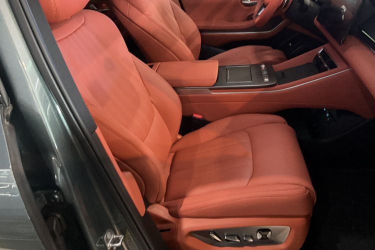 Used BYD Tang L 2025 DM 175KM Drone Player Edition