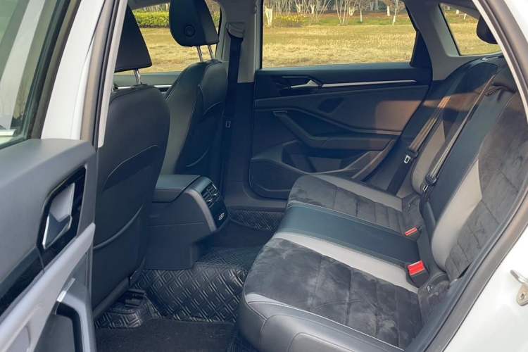 Used Volkswagen Sagitar 2019 280TSI DSG Luxury Version China VI Standard