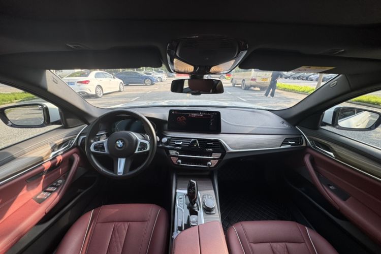 Used BMW 5 Series 2022 530Li Leading Model M Sport Package