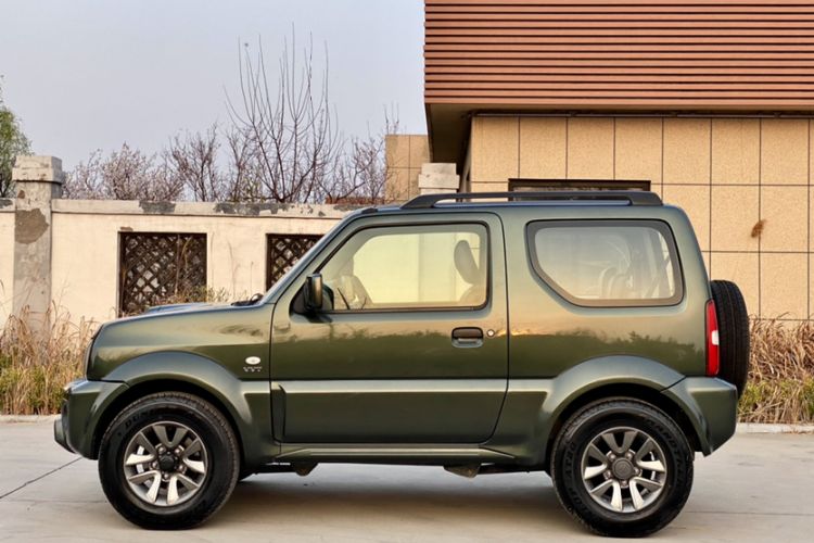 Used Suzuki Jimny 2015 1.3 AT JLX
