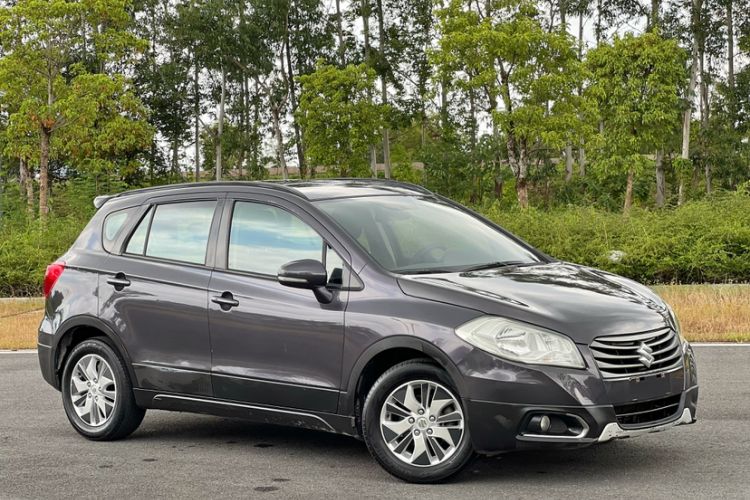 Used Suzuki S-Cross 2014 1.6L CVT Two-Wheel Drive Entry Model