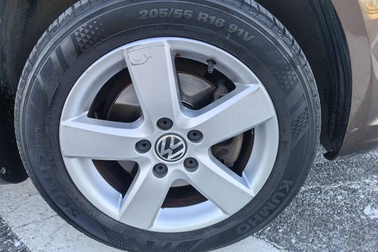 Used Volkswagen Touran 2013 1.4T DSG Comfort Edition 5-Seater
