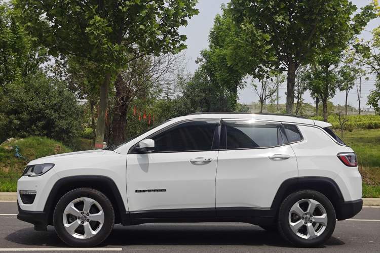 Used Jeep Compass 2019 220T Automatic Enjoyment Version Exterior 9