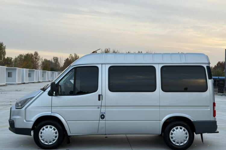 Used JMC Transit 2017 2.8T Commercial Version Short Wheelbase Mid-Roof 6/7/8-Seater JX493
