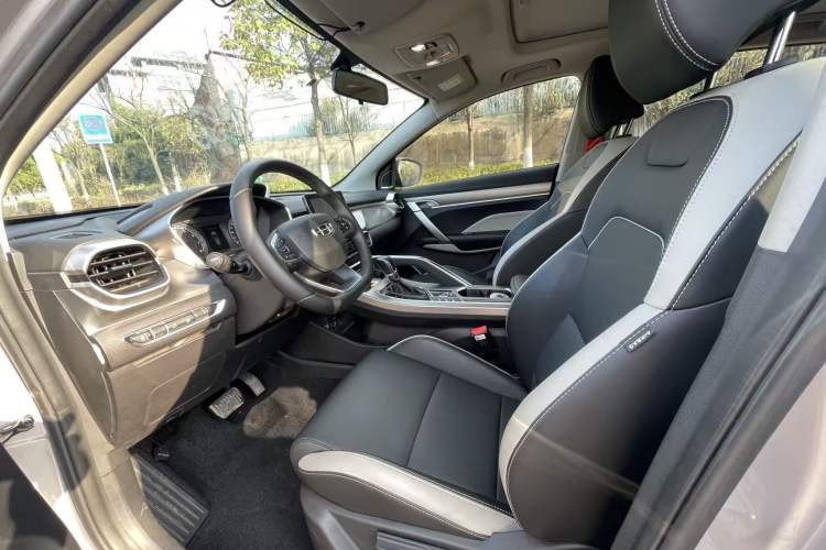 Used Geely Auto Coolray 2020 PRO 240T DCT Hunter
