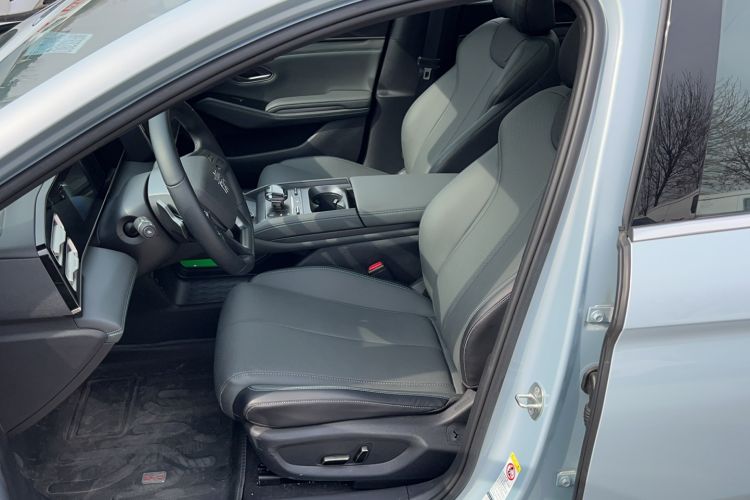 Used BYD Qin L 2025 DM-i Smart Drive 120KM Superior Model