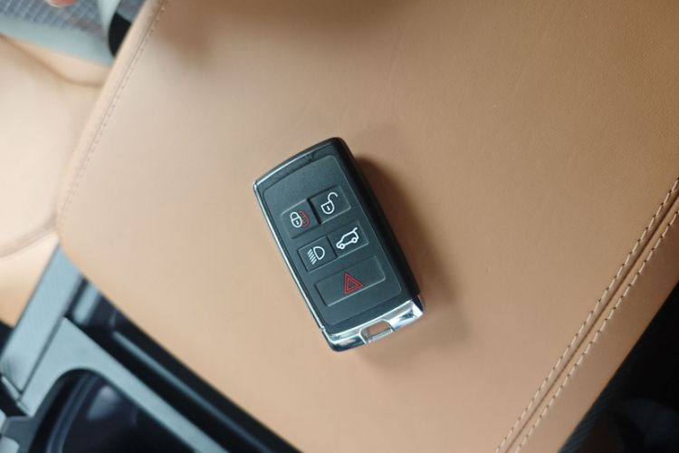 Used Land Rover Defender 2024 110 3.0T P400 Dark Edition