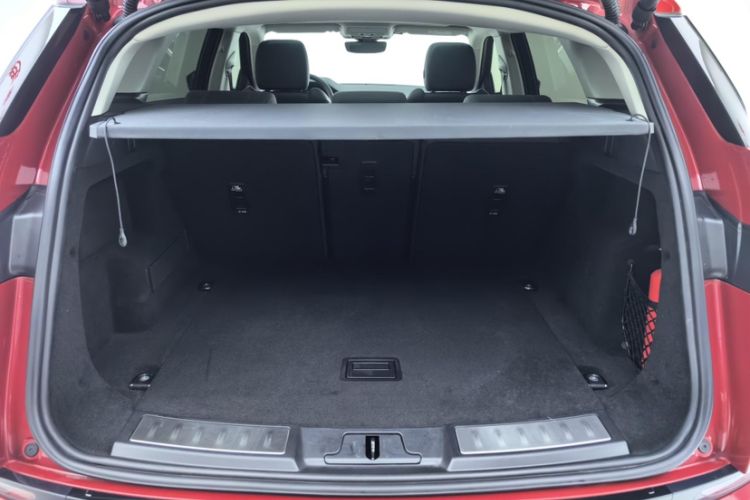 Used Land Rover Range Rover Evoque 2021 Range Rover Velar 249 PS R-Dynamic S Performance Edition