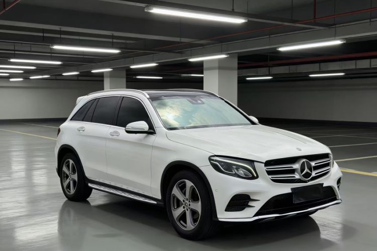 Used Mercedes-Benz GLC 2017 GLC 260 4MATIC Luxury Model
