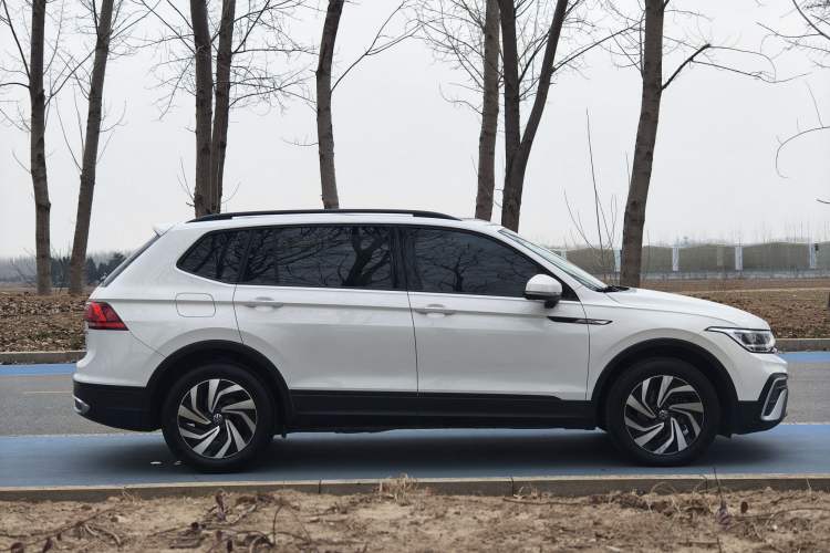 Used Volkswagen Tiguan L 2022 330TSI Automatic Two-Wheel Drive Comfort Edition