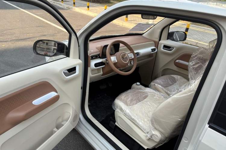 Used Wuling Hongguang MINIEV 2024 3rd Generation 215km Youth Edition