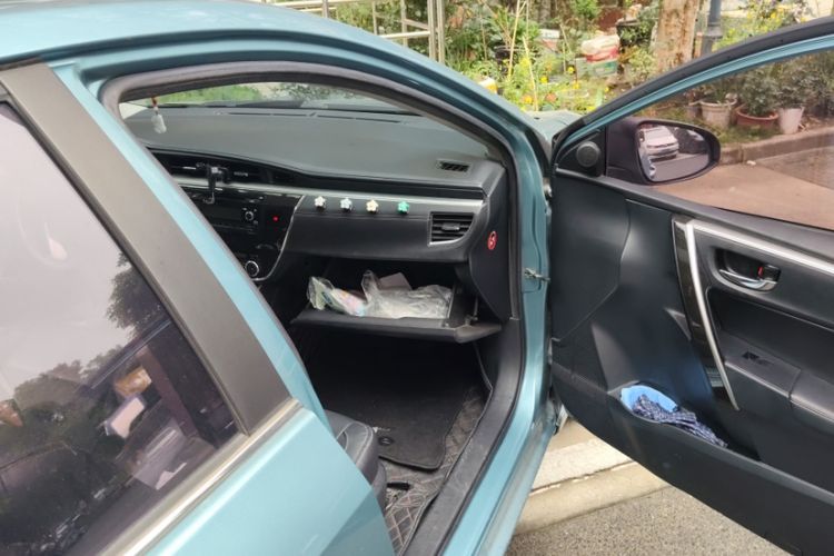 Used Toyota Corolla 2016 Dual-Engine 1.8L E-CVT Elite Edition