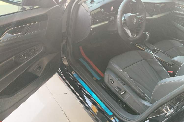 Used Volkswagen Passat 2024 380TSI Starry Dragon Edition