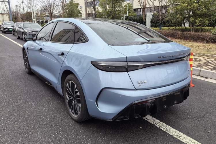 Used BYD Seal 2022 550 km Standard Range Rear-Wheel Drive Prestige Version