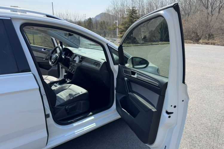 Used Volkswagen Golf Sportsvan 2019 280TSI Automatic Guardian Edition China V Standard
