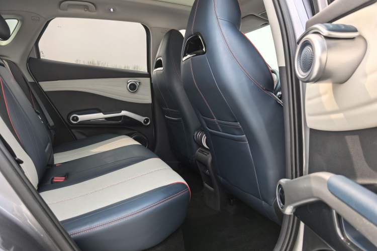 Used BYD Yuan PLUS 2022 430 km Luxury Version Interior 3