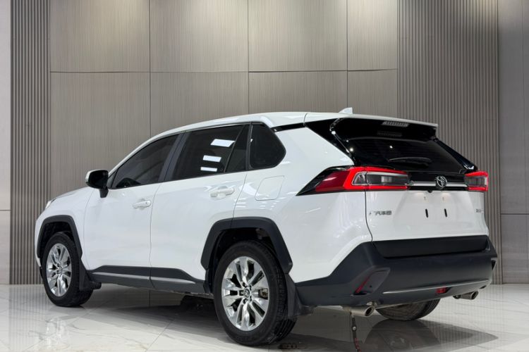 Used Toyota Wildlander 2022 2.0L CVT Two-Wheel Drive Luxury Edition Exterior 3