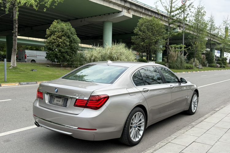 Used BMW 7 Series 2014 730Li Premium Edition
