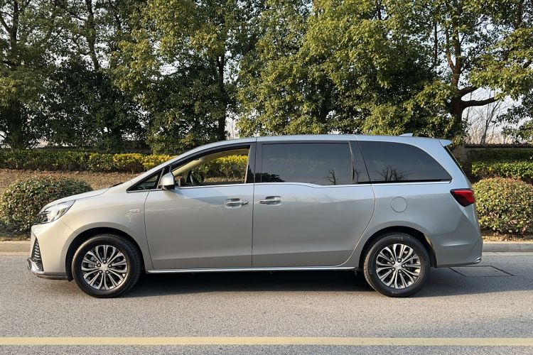 Used Buick GL8 2023 Land Executive Class 652T Luxury Model