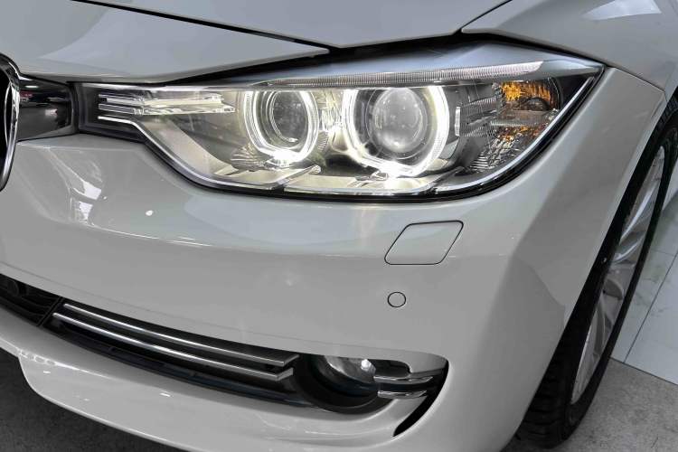 Used BMW 3 Series 2015 320Li Luxury Design Package Left Front Headlight