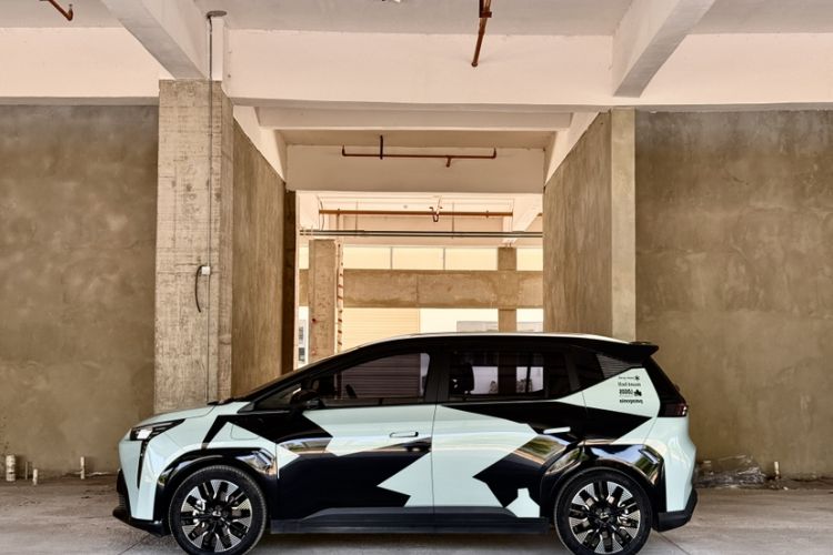 Used AION Y 2022 70 Tech Edition Lithium Iron Phosphate Exterior 6