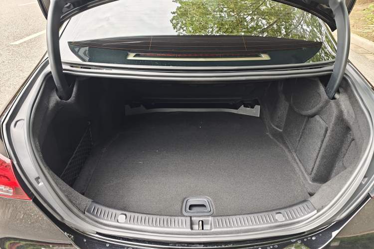 Used Mercedes-Benz E-Class 2023 E 300 L Luxury Model Trunk