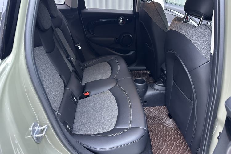 Used MINI 2019 1.5T COOPER Classic Edition Five-Door Version
