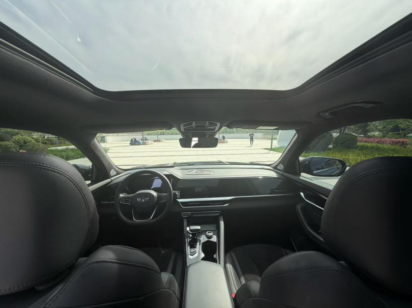 Geely Auto Monjaro L 2024 2.0TD High-Power Automatic Two-Wheel Drive Skyline Edition — снимка 10