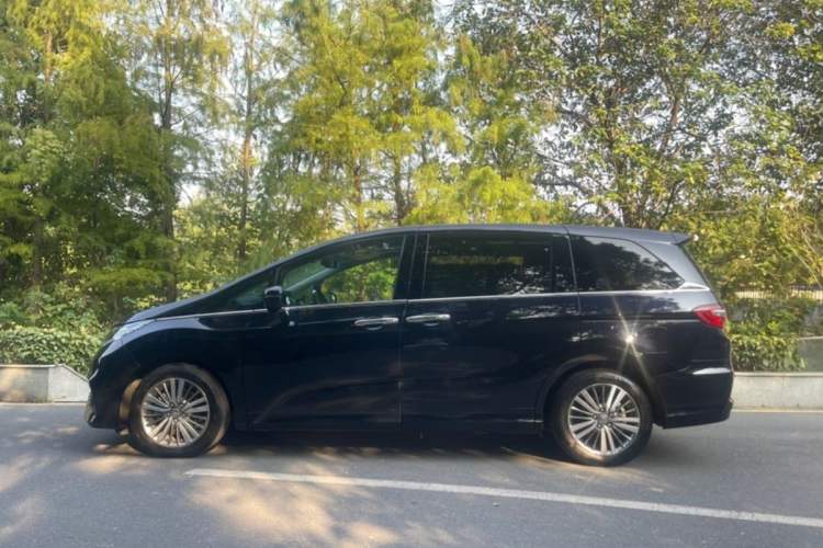 Used Honda Odyssey 2018 2.4L Supreme Edition
