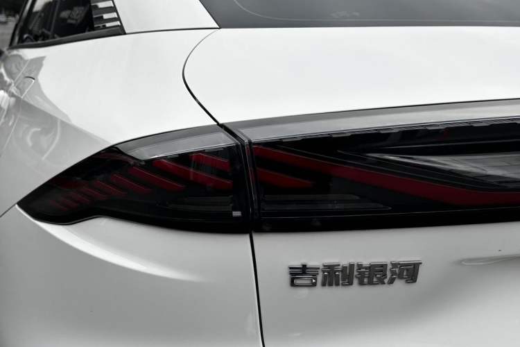 Used Geely Galaxy L6 2025 EM-i 140km Explorer+ Edition