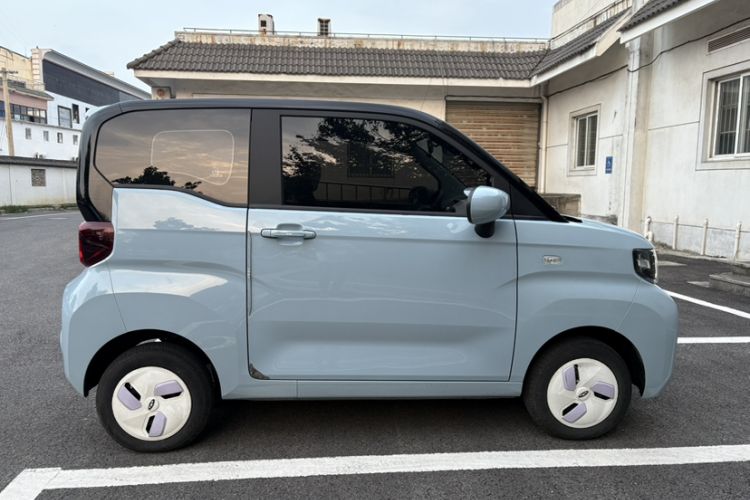 Used Chery QQ Ice Cream 2022 120km Conical Shape Lithium Iron Phosphate
