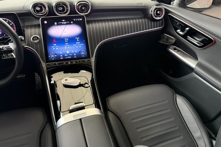 Used Mercedes-Benz GLC Coupe 2024 GLC 300 4MATIC Coupe SUV
