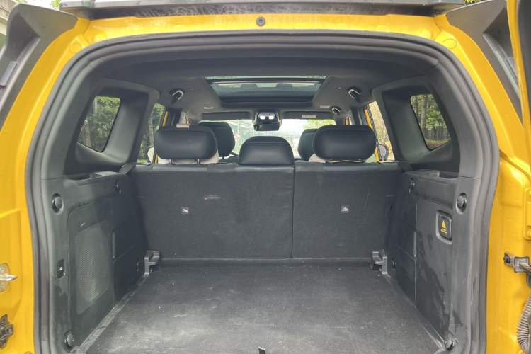 Used Deepal G318 2025 Worry-Free Adventure Edition Four-Wheel Drive Secret Realm Version Interior 2