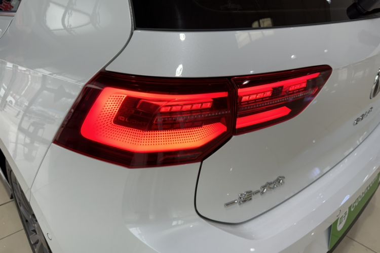 Used Volkswagen Golf 2021 280TSI DSG R-Line Exterior 8