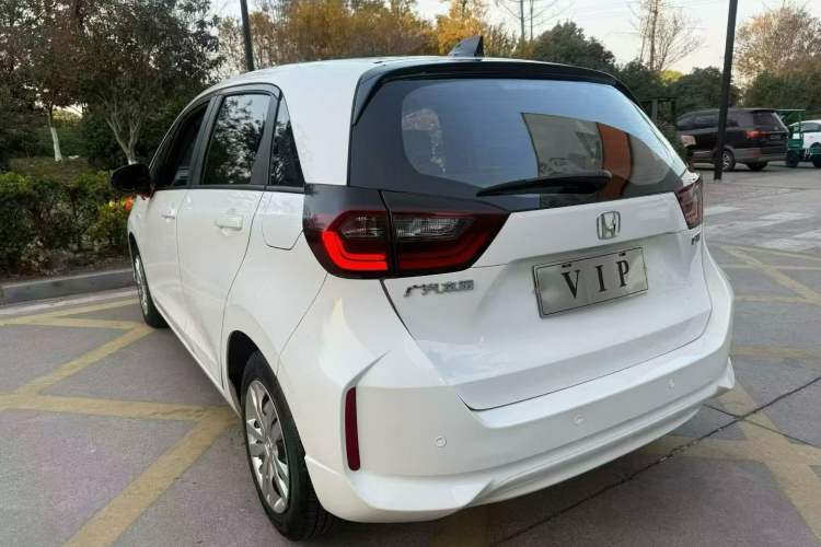 Used Honda Fit 2021 1.5L CVT Trend Edition Exterior 5