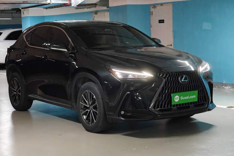 Used Lexus NX 2022 350h Front-Wheel-Drive Innovation Edition
